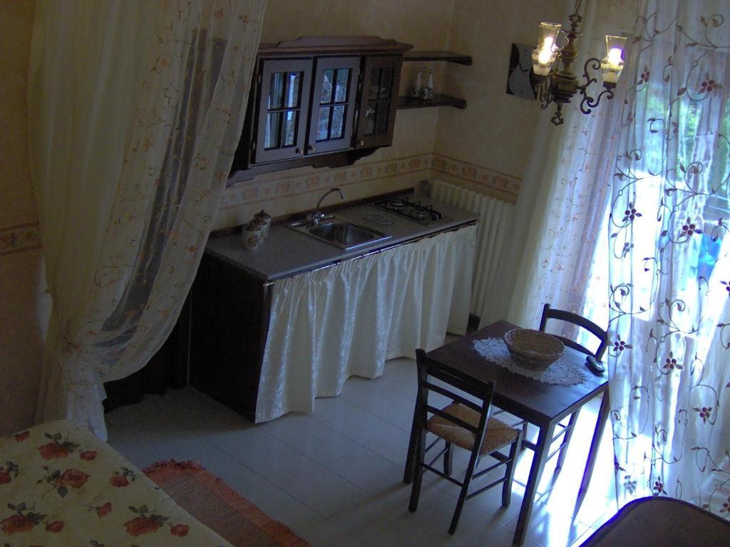 Bed & Breakfast Santa Fara Bari Cameră foto