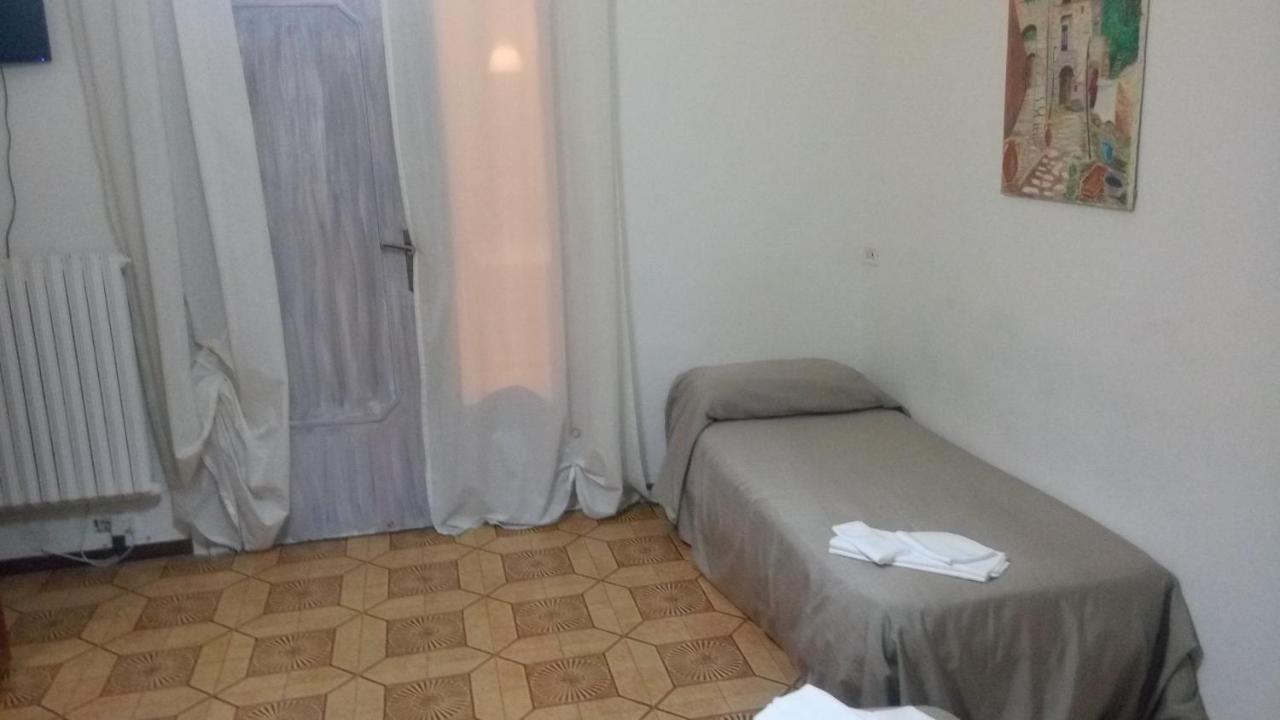 Bed & Breakfast Santa Fara Bari Exterior foto